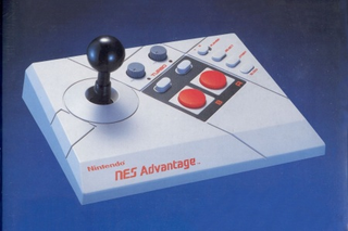 Illustration for article titled From Joystick to Brainwaves: A Visual History of The Game Controller